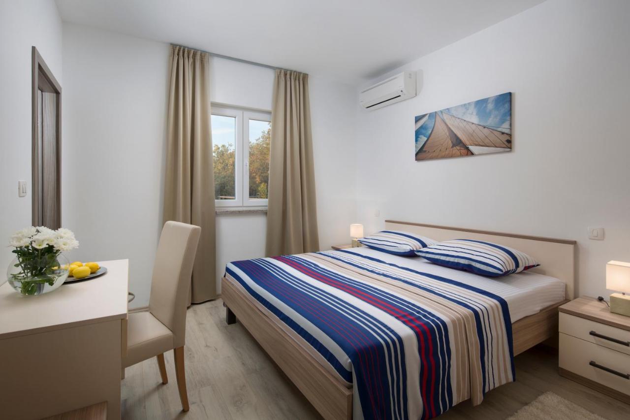 Villa Bella Vista Koromačno Екстериор снимка